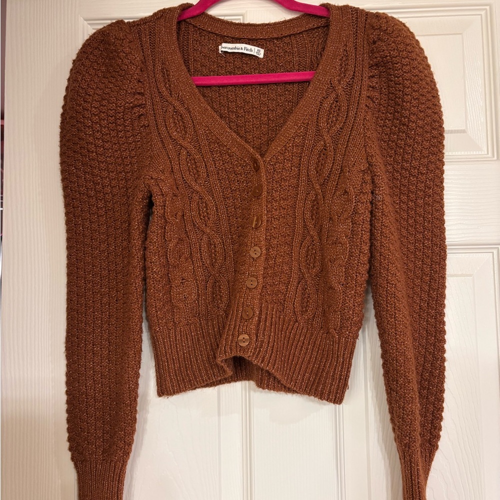 Abercrombie & Fitch Brown Cardigan Sweater with Chunky Knit and V-Neck Design